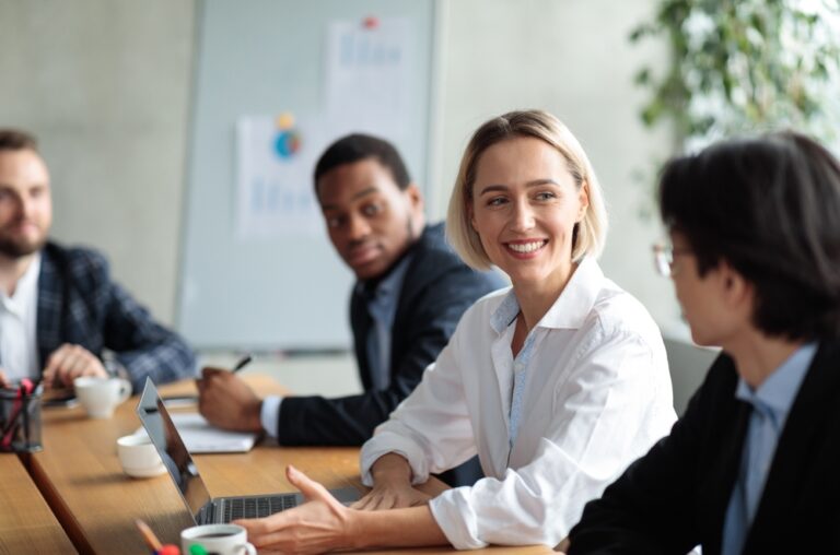 Assembleia condominial mal convocada gera dúvidas, judicialização e perda de credibilidade. Saiba como convocar.