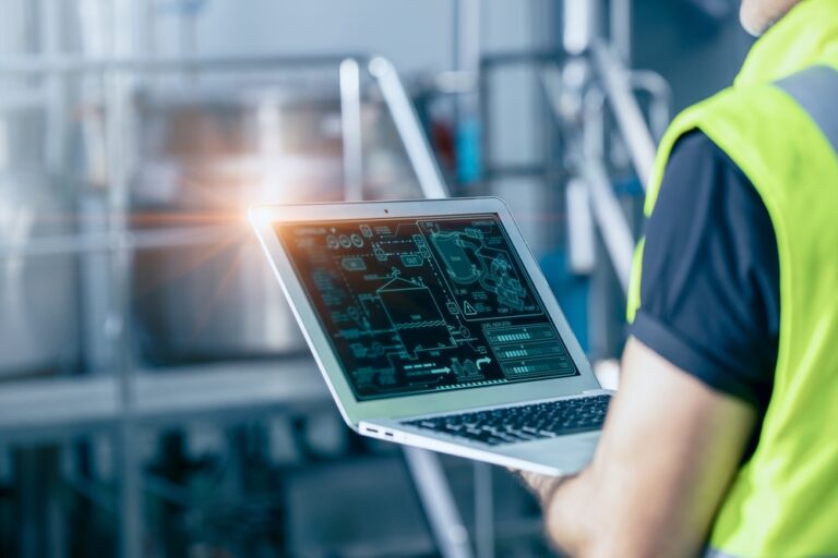 A automatização da manutenção predial está transformando a forma como síndicos e administradoras cuidam dos condomínios.