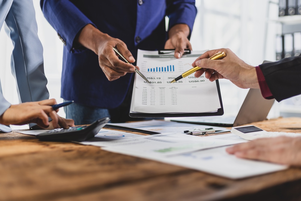 Planejar é essencial para evitar surpresas financeiras. 