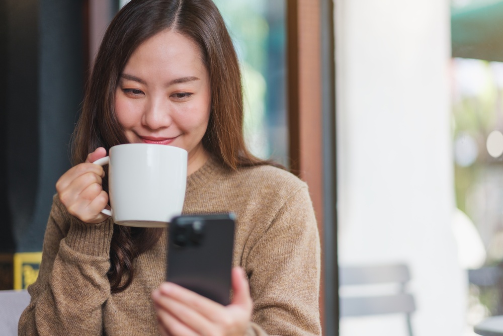 Planilhas soltas e mensagens perdidas criam confusão. Chamados duplicados, atrasos e falta de histórico aumentam despesas silenciosas. 
